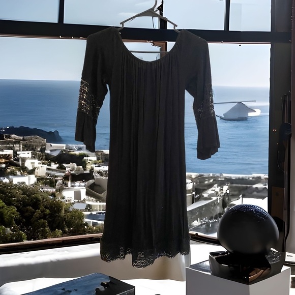 Cute Mini Dress - Picture 2 of 4